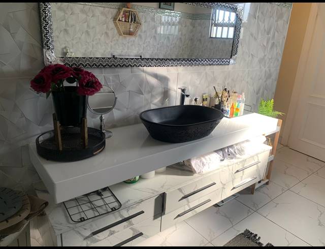 5 BEDROOM HOUSE FOR SALE IN KAYDALE